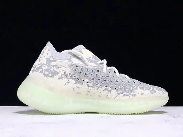 Chep Onekick Adidas Yeezy Boost 380 Alien FV3260