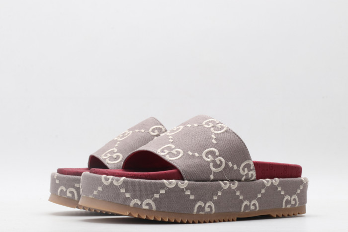 Onekick GUCC SLIPPERS