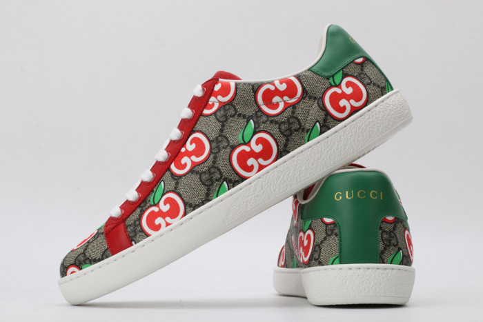 Onekick GUCC LOW-TOP SNEAKER