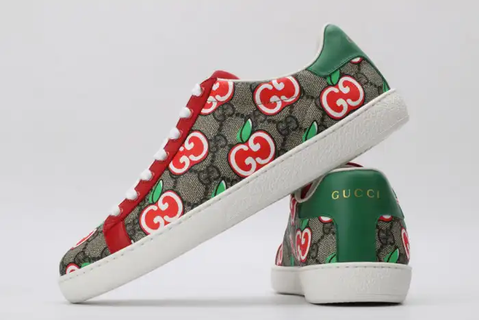 GUCC LOW-TOP SNEAKER