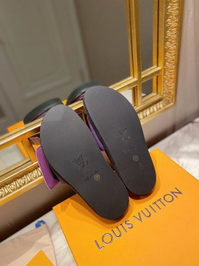 LV SLIPPERS