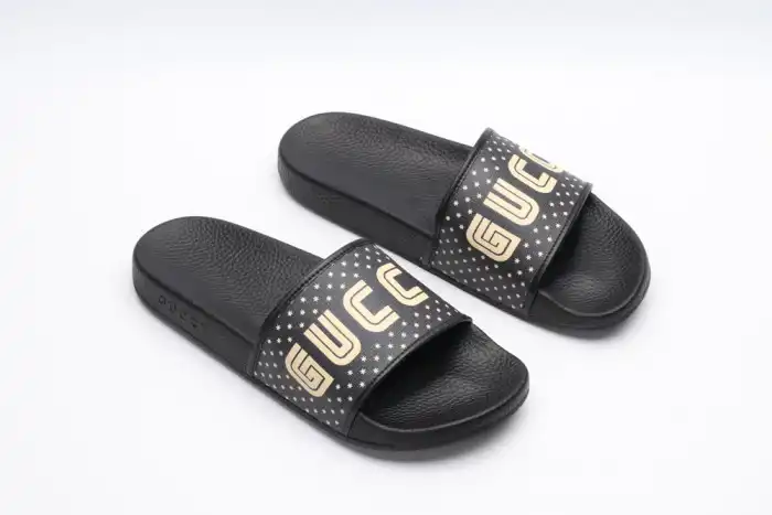 GUCC SLIPPERS