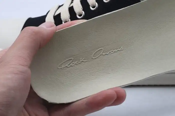 Rep Rick Owen.s Sneaker