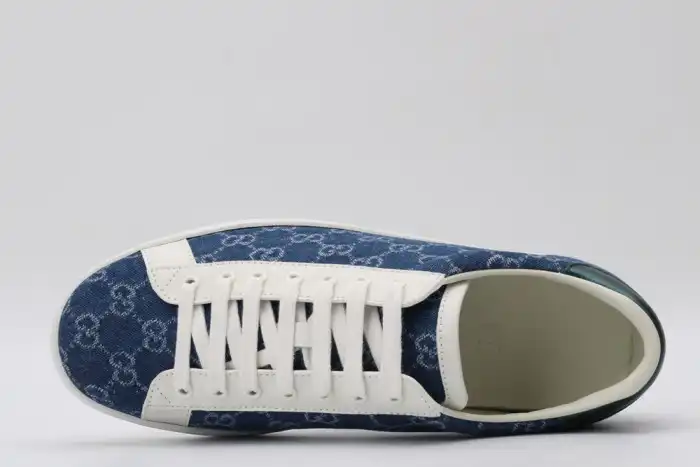 GUCC LOW-TOP SNEAKER