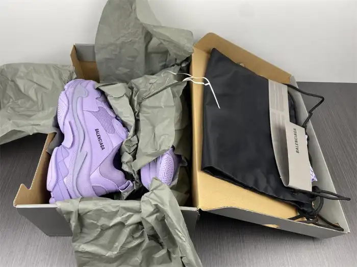 Rep BLCG TRIPLE S SNEAKER