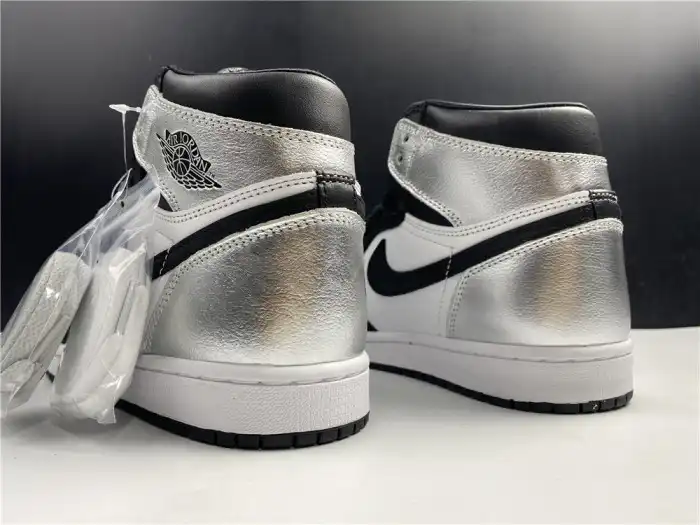 Cheap AIR JORDAN 1 HIGH OG WMNS SILVER TOE CD0461-001