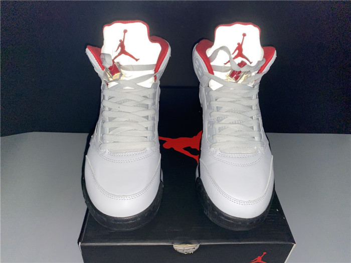 Air Jordan 5 Retro Fire Red Silver Tongue (2020) DA1911-102