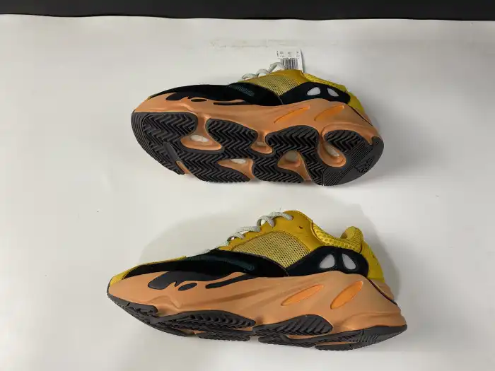 Cheap ADIDAS YEEZY BOOST 700 NEW COLORWAY SUN YELLOW WAVE RUNNER GZ6984