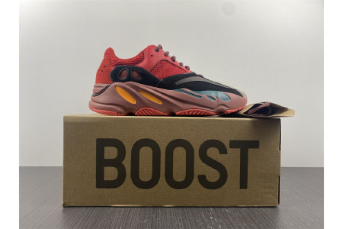 Onekick ADIDAS YEEZY BOOST 700 HI-RES RED HQ6979