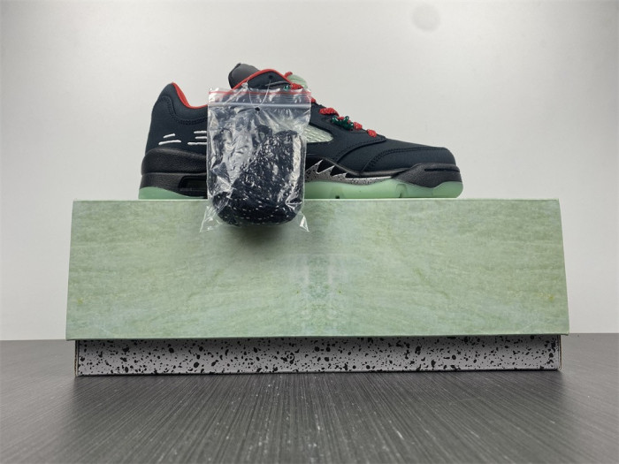 Air Jordan Retro 5 Anthracite DM4640-036