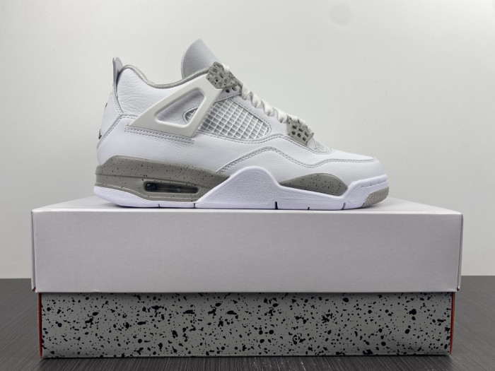 Jordan 4 Retro White Oreo (2021) CT8527-100