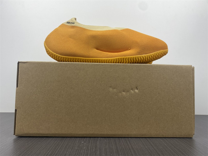 Adidas Yeezy Knit RNR Sulfur GW5353