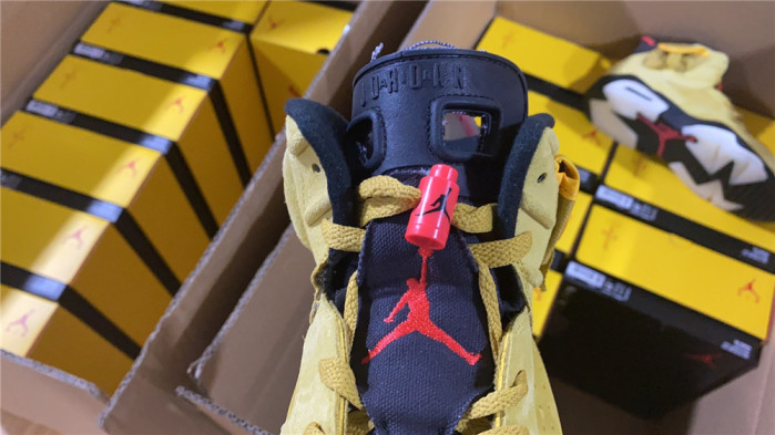 AIR JORDAN 6 YELLOW X TRAVIS SCOTT CN1084-300