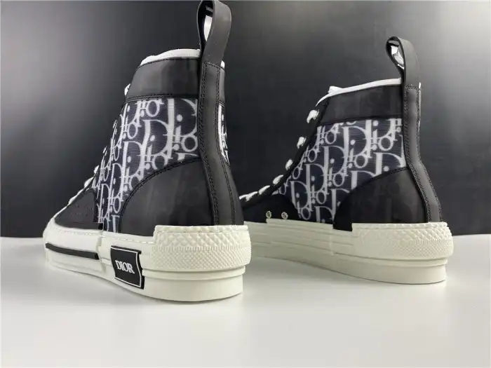 DR B23 High Top Oblique Sneaker Black & White