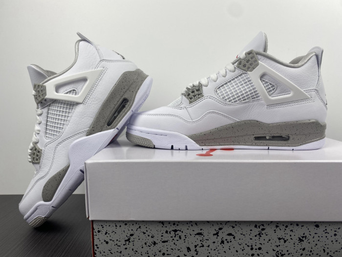 Jordan 4 Retro White Oreo (2021) CT8527-100