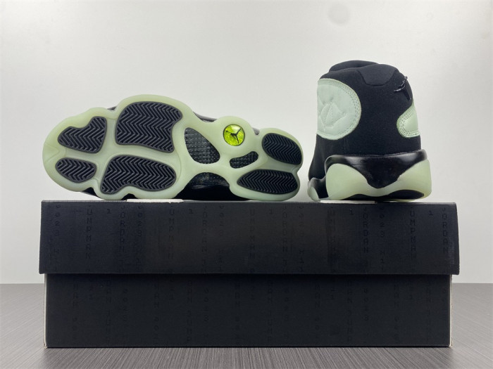 Air Jordan 13 Retro Low Single's Day (2021) DM0803-300