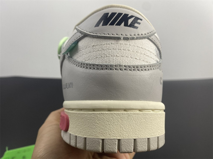 Onekick Off-White x Dunk Low 'Lot 07 of 50' DM1602-108