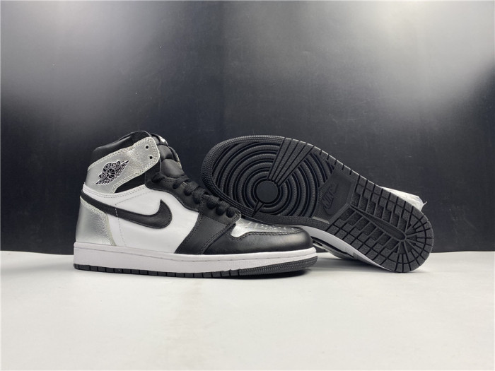 AIR JORDAN 1 HIGH OG WMNS SILVER TOE CD0461-001