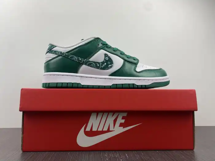 NIKE DUNK LOW ESSENTIAL PAISLEY PACK GREEN (W) DH4401-102