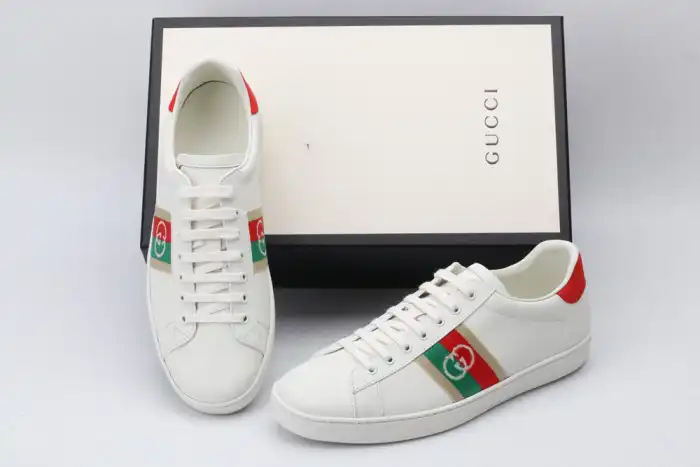 GUCC LOW-TOP SNEAKER