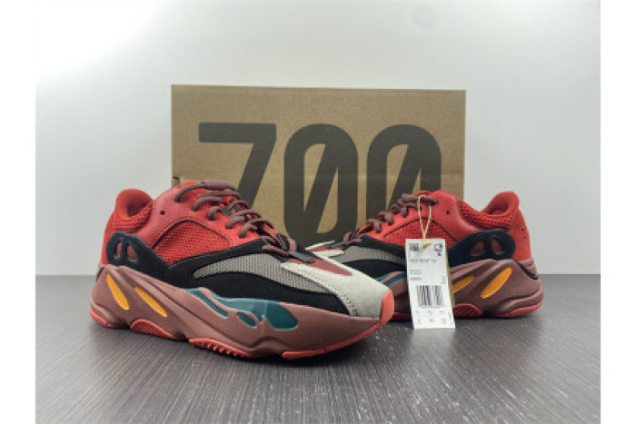 Onekick ADIDAS YEEZY BOOST 700 HI-RES RED HQ6979