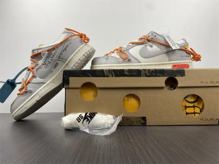 Rep Off-White x Dunk Low 'Lot 44 of 50' DM1602-104