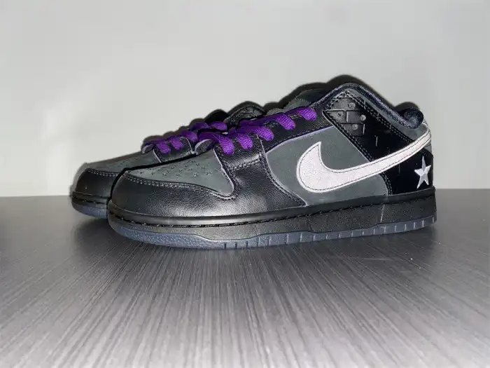 Familia x Nike SB Dunk Low First Avenue DJ1159-001