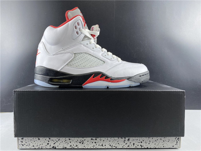 Air Jordan 5 Retro Fire Red Silver Tongue (2020) DA1911-102