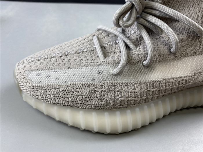 Adidas Yeezy Boost 350 V2 Tail Light FX9017