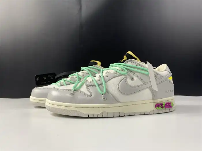 Onekick Nike Dunk Low Off-White Lot 4 DM1602-114