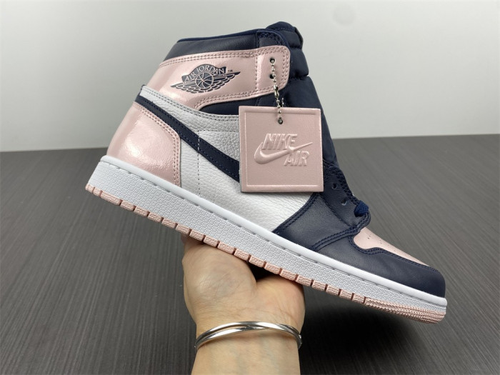 Air Jordan 1 High OG Atmosphere DD9335-641