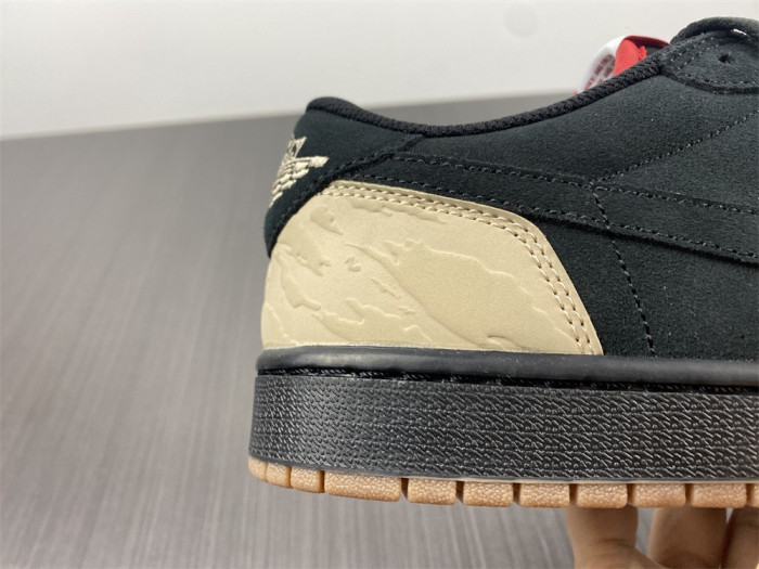 Onekick SoleFly x Air Jordan 1 Low Carnivore DN3400-001