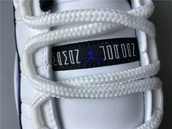 Air Jordan 11 Retro Low White Concord AH7860-100