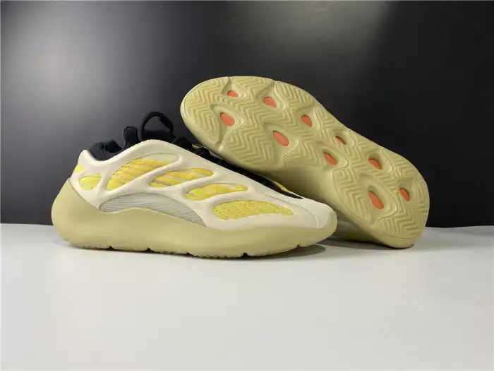 Cheap ADIDAS YEEZY 700 V3 SRPHYM