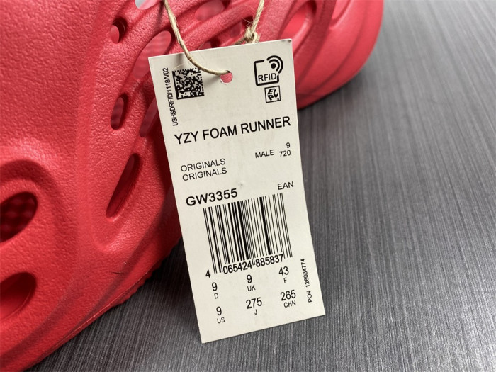 Onekick Adidas Yeezy Foam Red CW3355