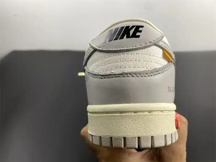 Rep Off-White x Dunk Low 'Lot 05 of 50' DM1602-113