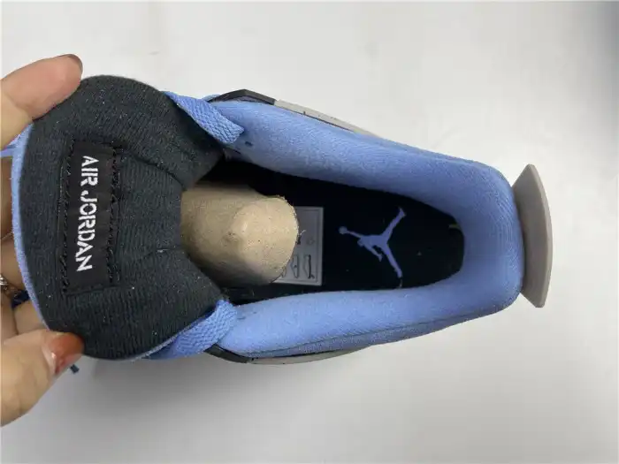 Rep AIR JORDAN 4 University Blue CT8527-400