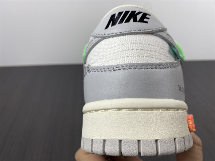 Onekick Nike Dunk Low Off-White Lot 26 DM1602-116