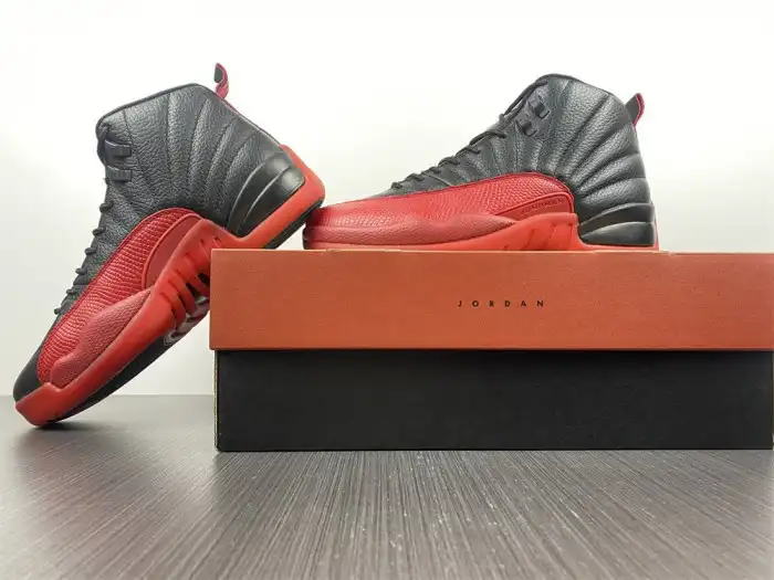 Jordan 12 Retro Flu Game (2016) 130690 002