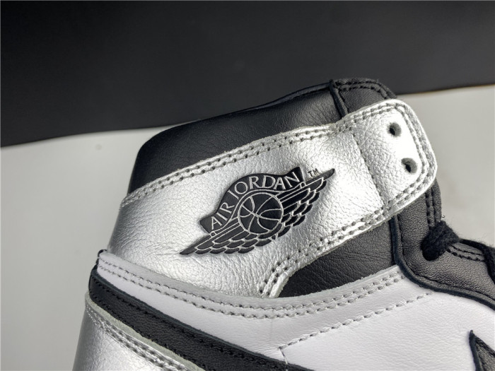 AIR JORDAN 1 HIGH OG WMNS SILVER TOE CD0461-001