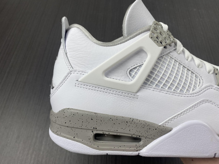 Jordan 4 Retro White Oreo (2021) CT8527-100