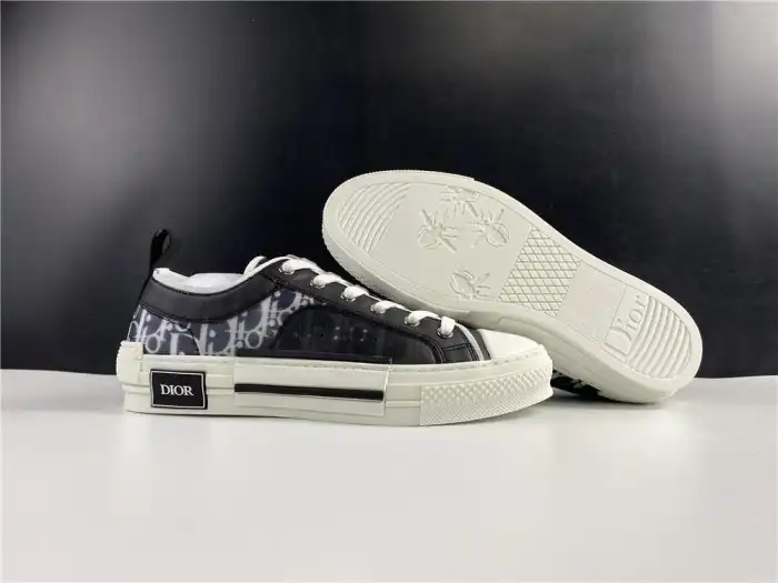 Rep DR B23 Low Top Oblique Sneaker Black & White