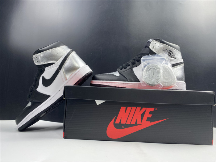 AIR JORDAN 1 HIGH OG WMNS SILVER TOE CD0461-001