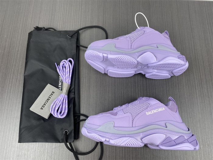 Onekick BLCG TRIPLE S SNEAKER