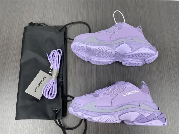 BLCG TRIPLE S SNEAKER