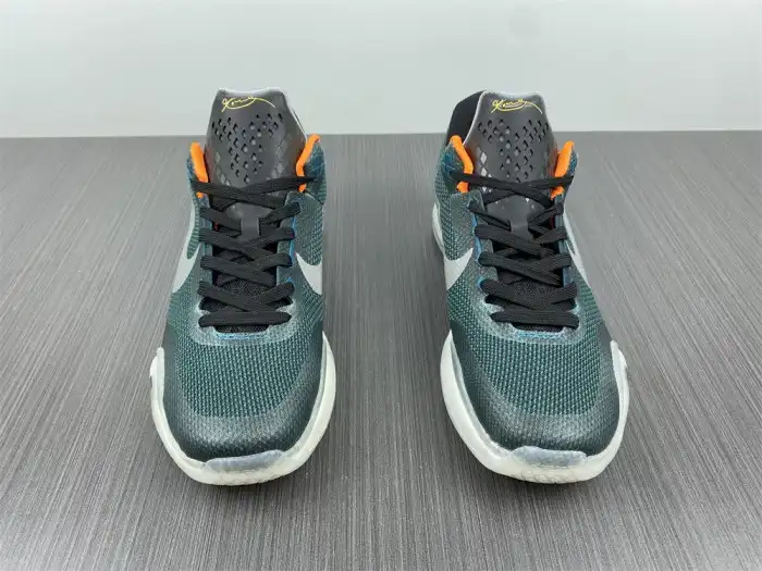 Cheap Nike Kobe 10 Flight 705317-308