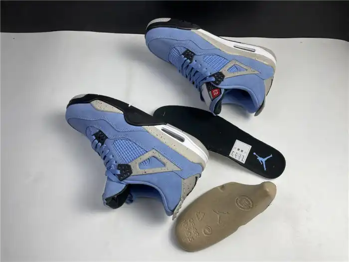 AIR JORDAN 4 University Blue CT8527-400