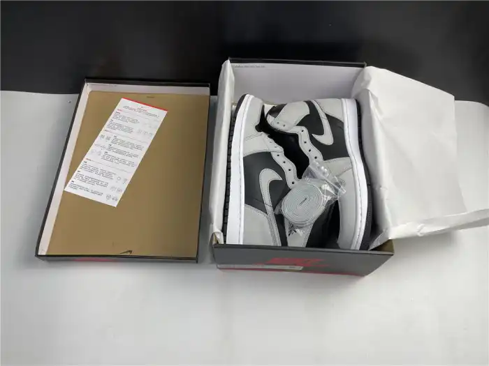 Rep Air Jordan 1 Retro High Black White Light Smoke Grey 555088-035