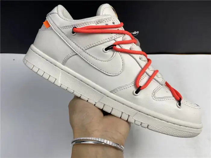 NIKE DUNK LOW OFF-WHITE WHITE CT0856- 900