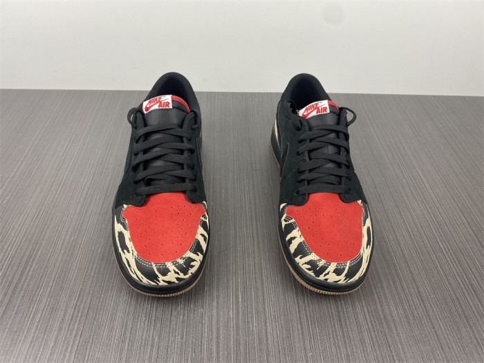 Onekick SoleFly x Air Jordan 1 Low Carnivore DN3400-001